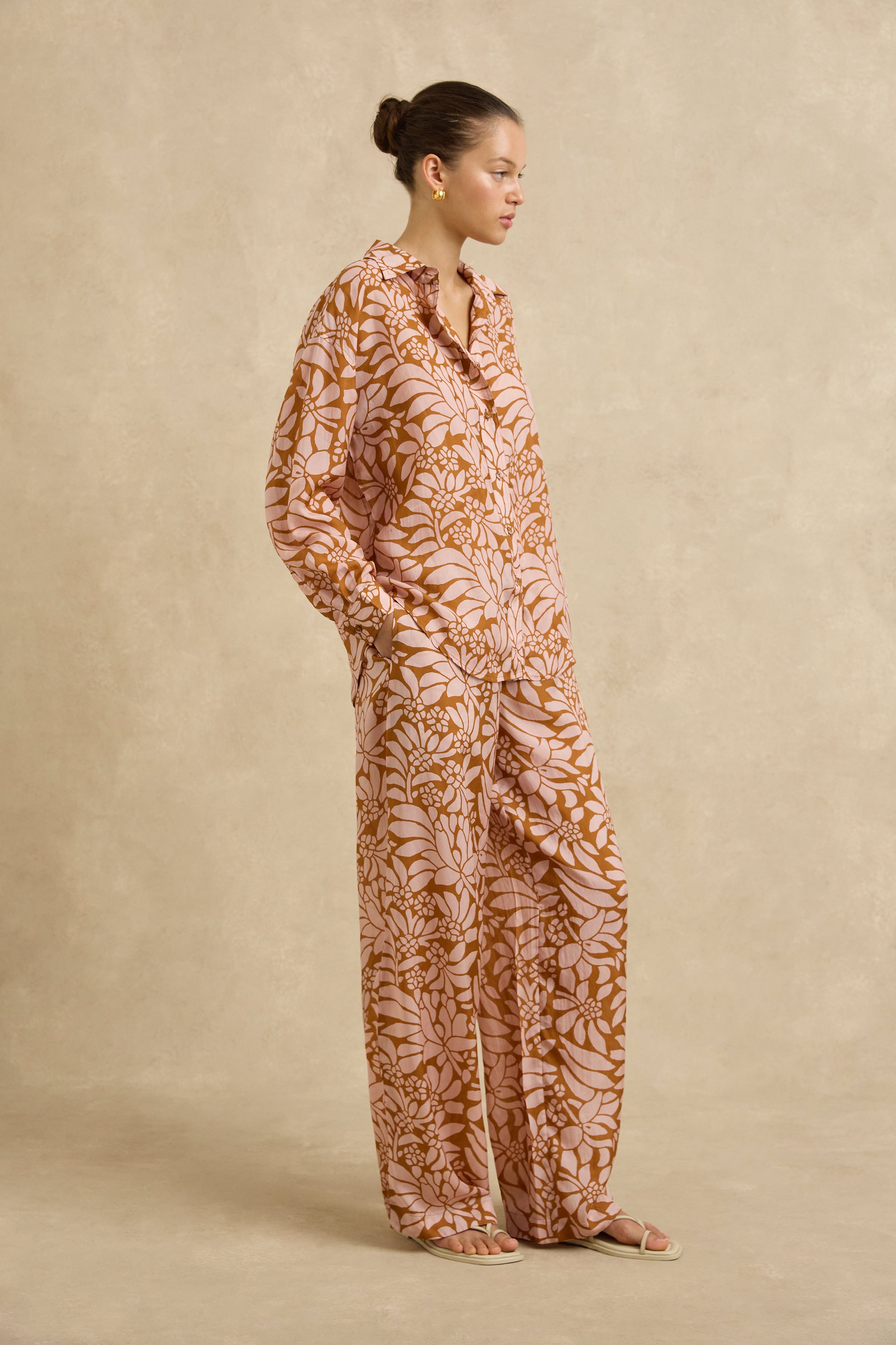 Azra Pant - Crocus Blushwood