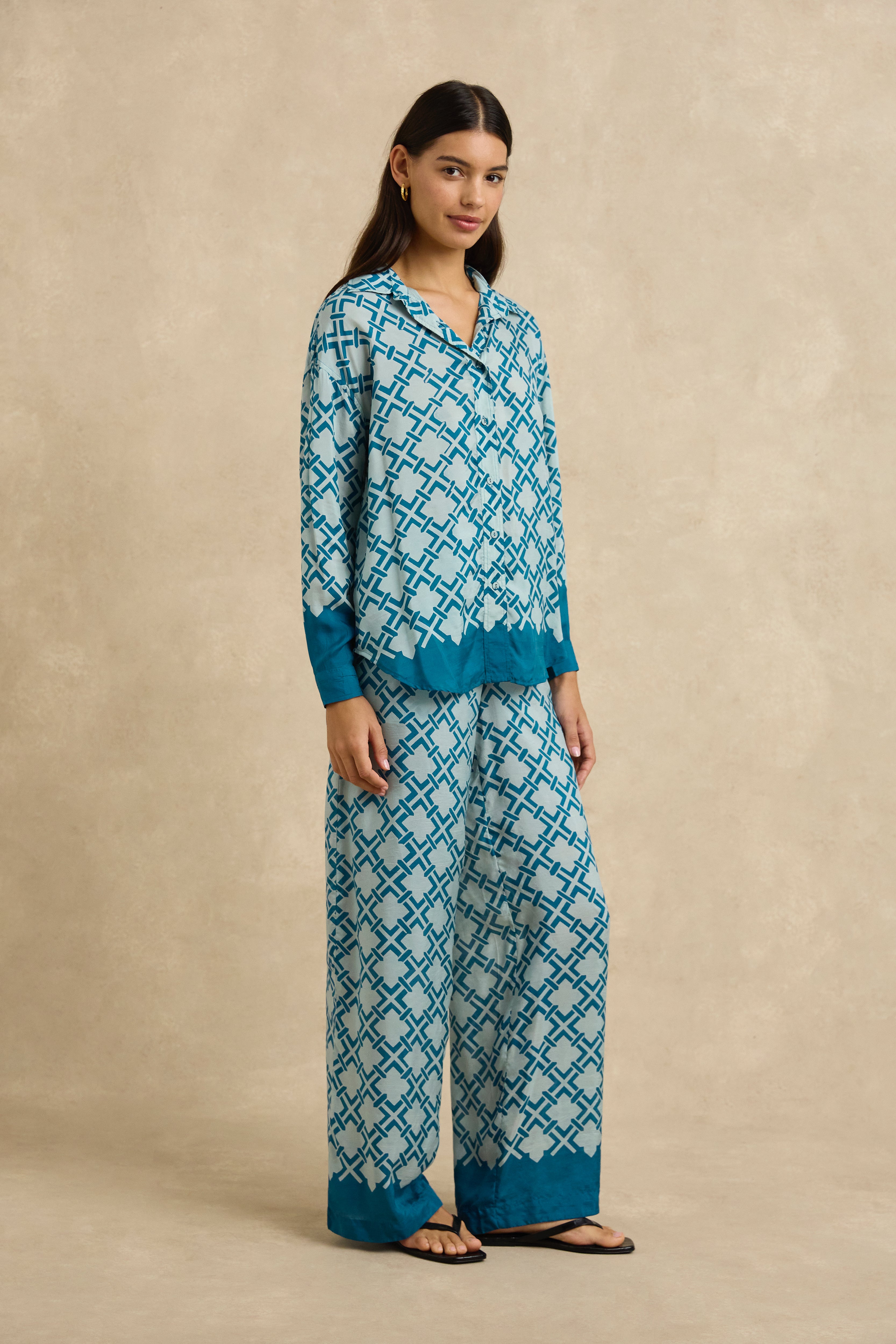 Azra Pant - Lattice Blue