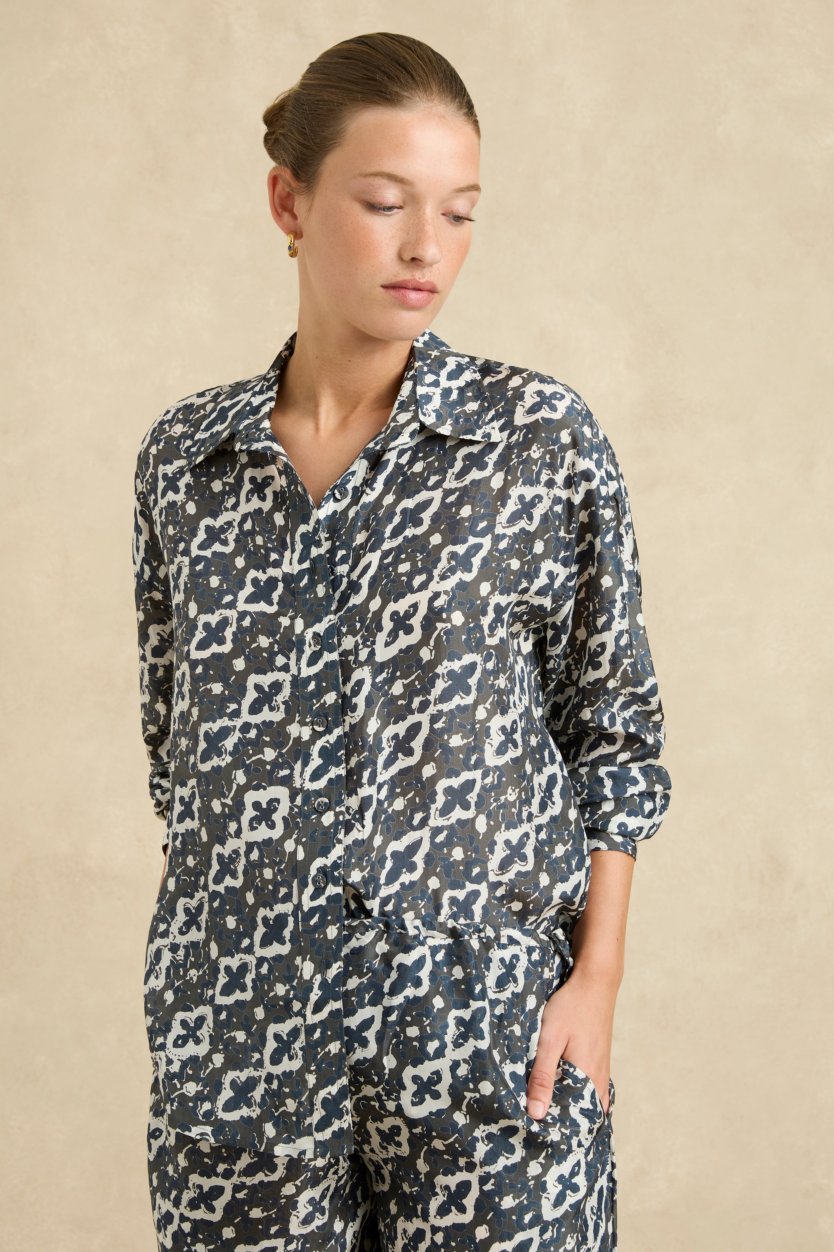 Stevie Shirt - Pathway Charcoal