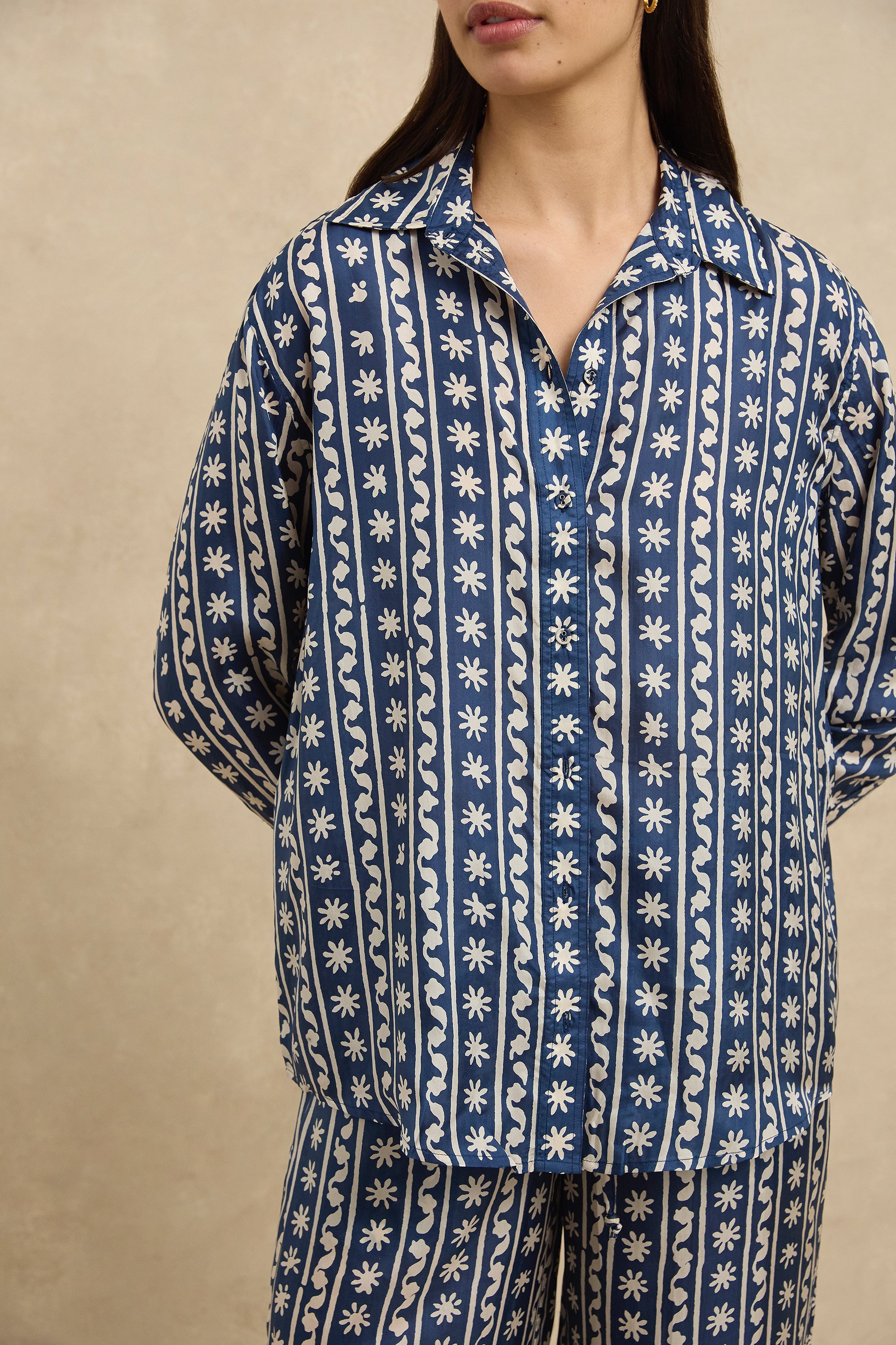 Stevie Shirt - Wave Wonder