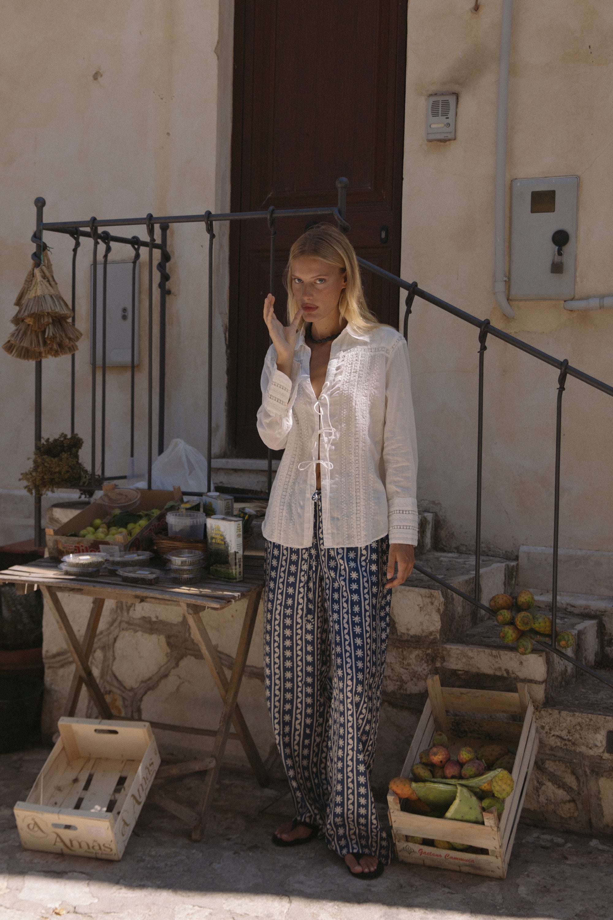 Lilla Shirt - Ivory Embroidery