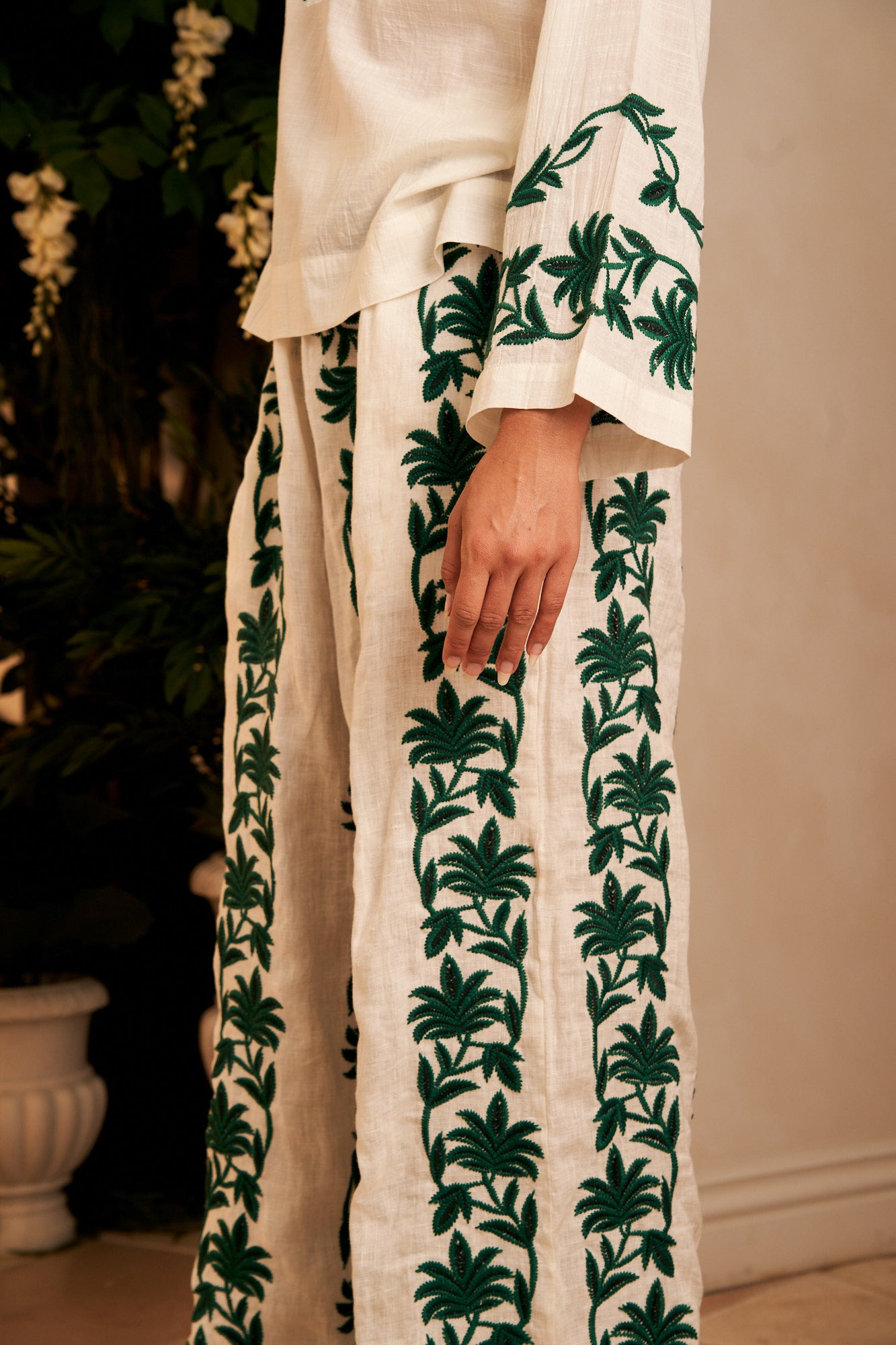 Annalise Pant, Tulsi