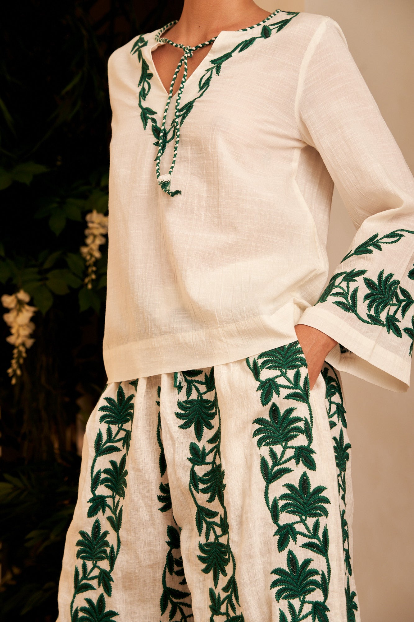 Vanita Top, Tulsi