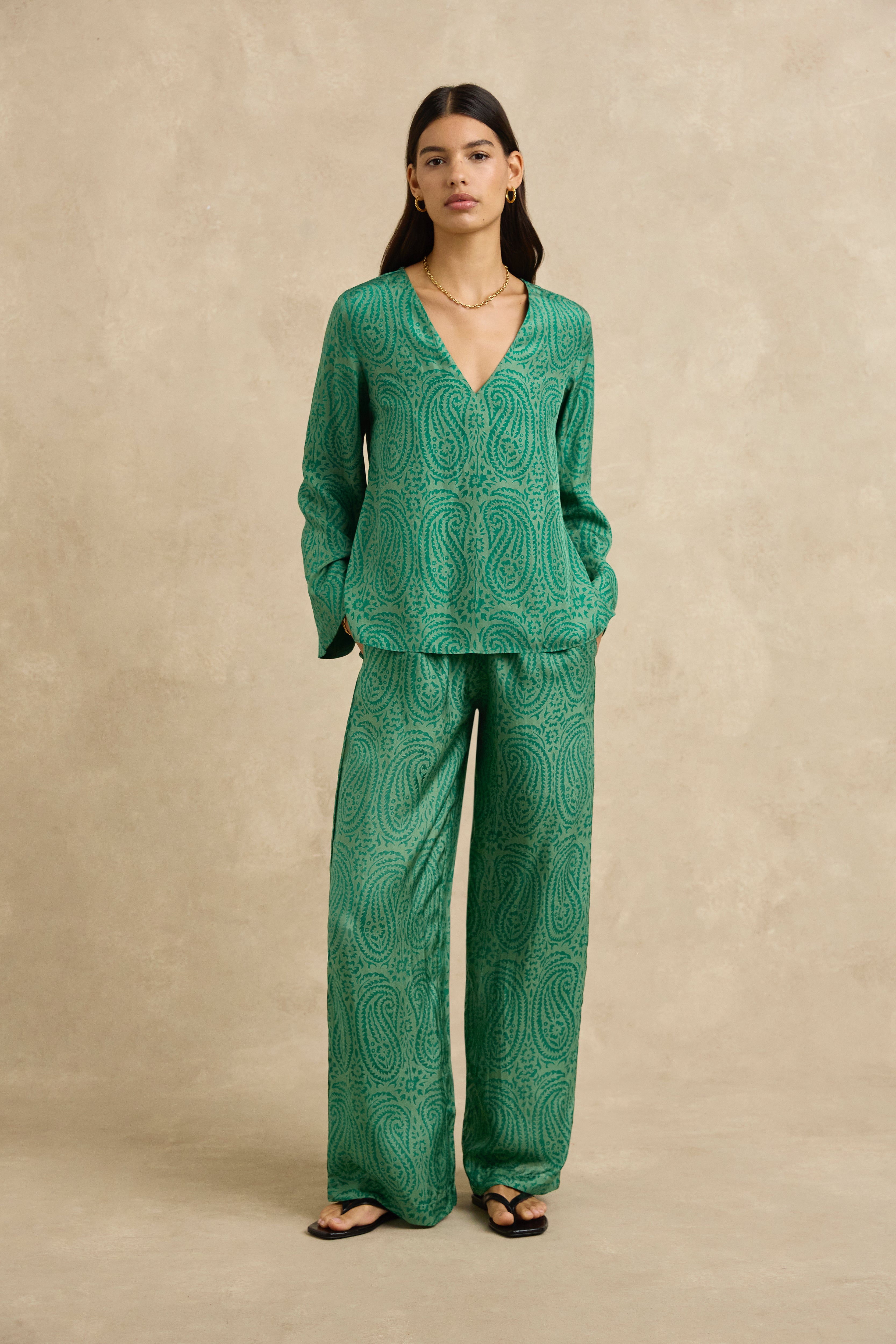 Anvi Top - Paisley Green