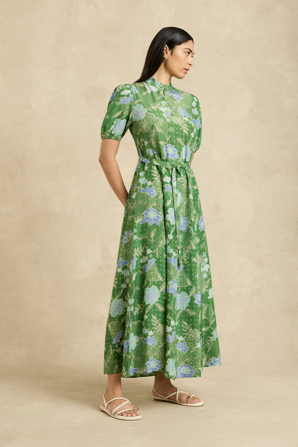 Onlevida S S Short Dress Nebulas Blue Aop Hanna Flower