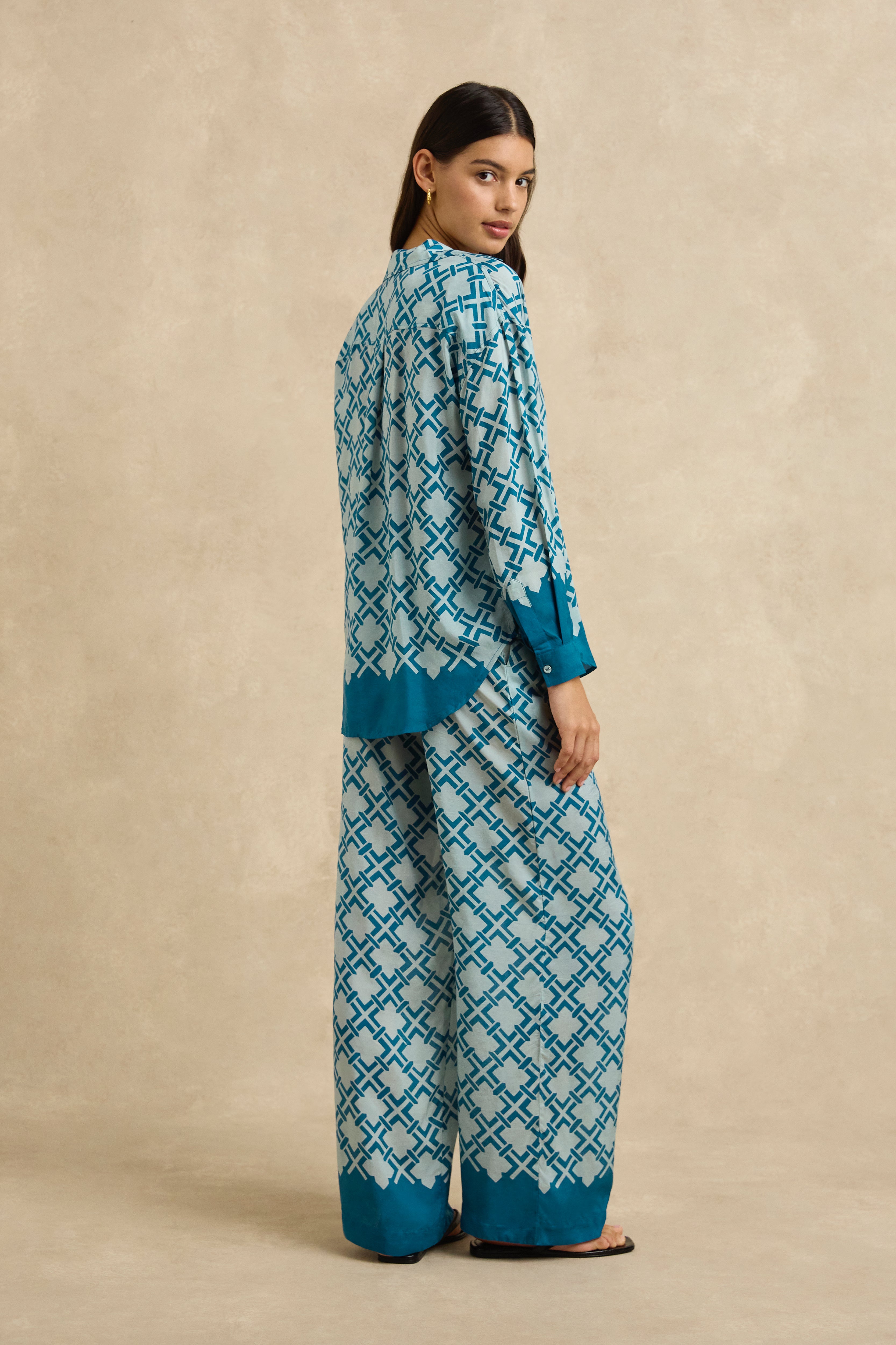 Azra Pant - Lattice Blue