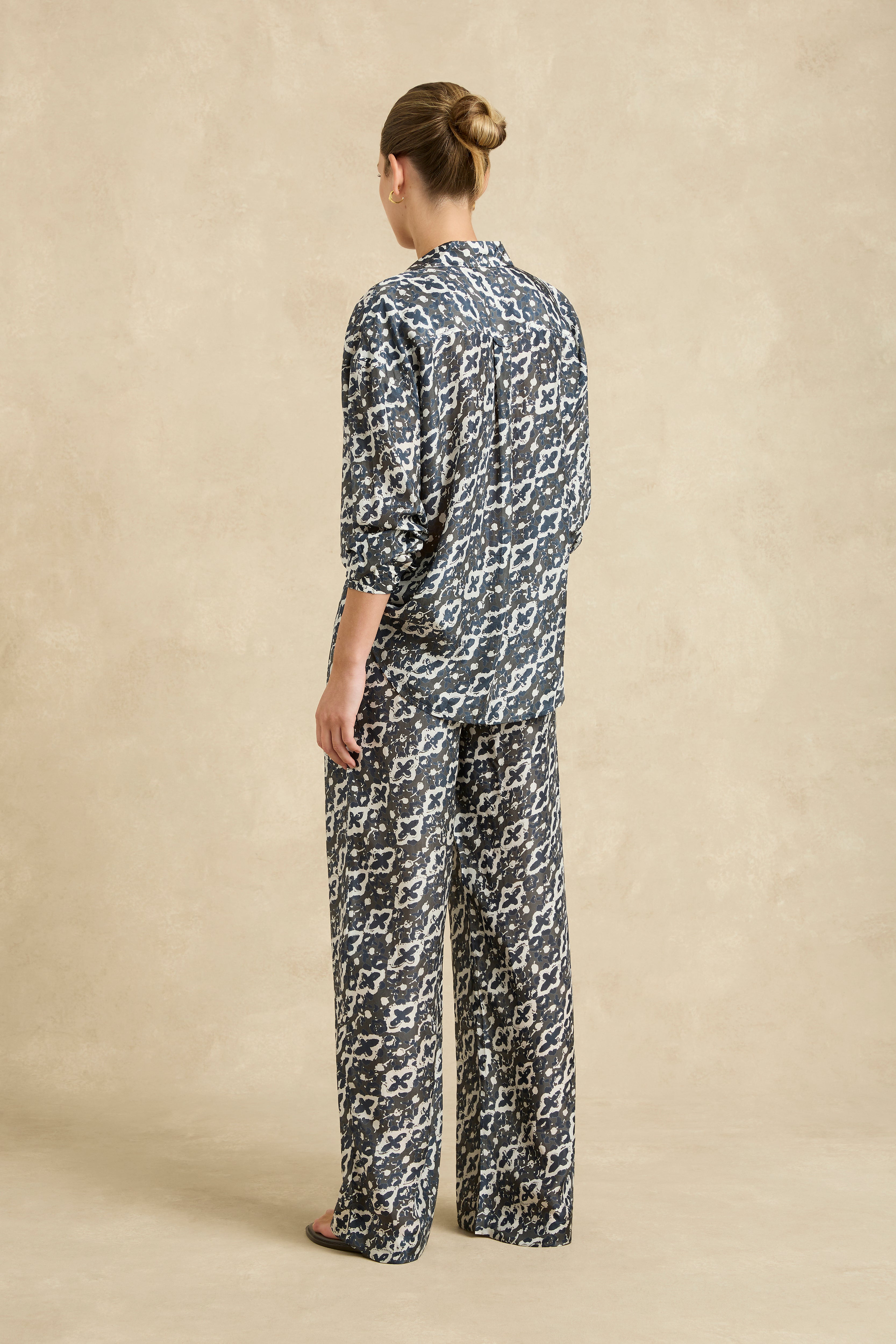 Azra Pant - Pathway Charcoal