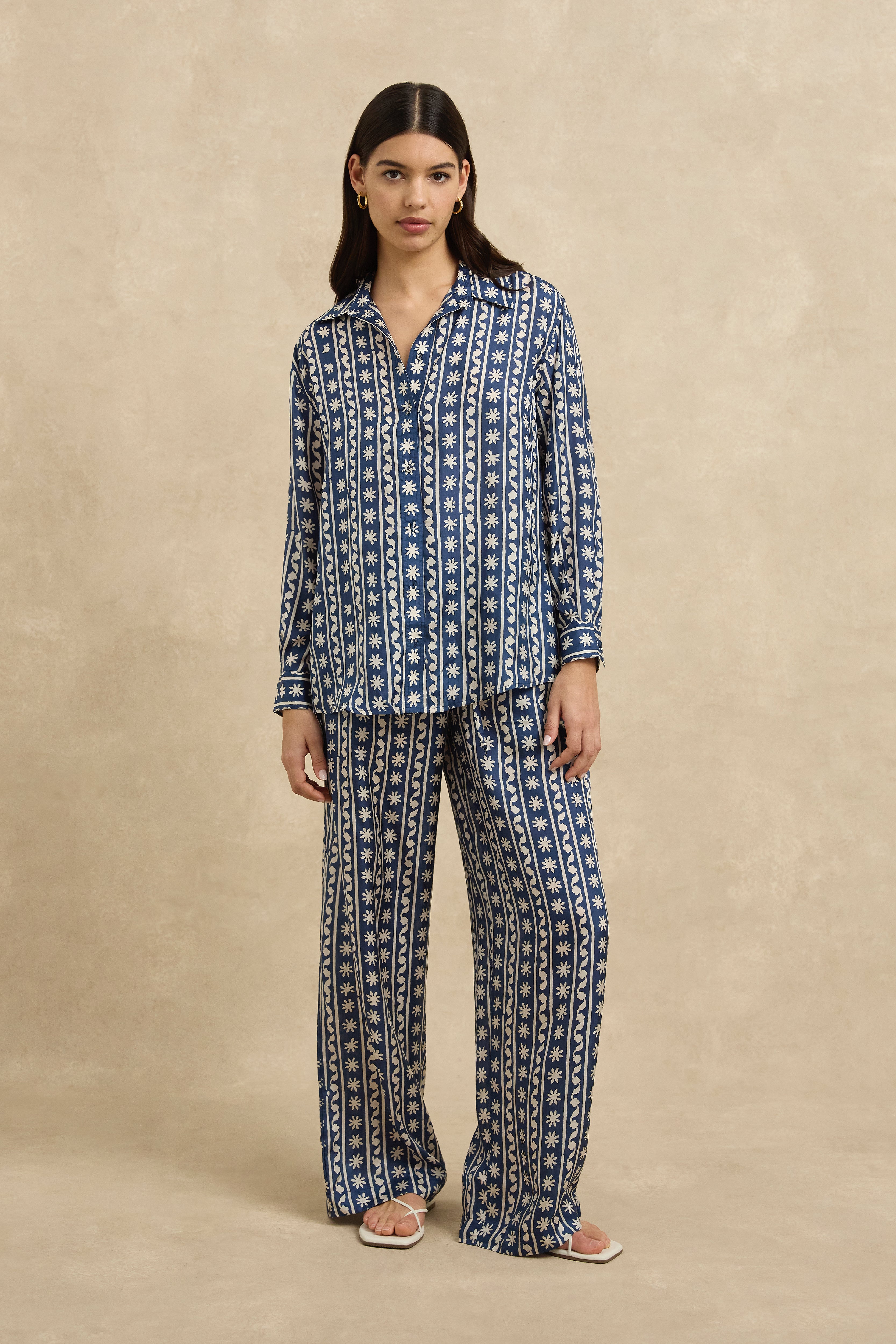 Stevie Shirt - Wave Wonder