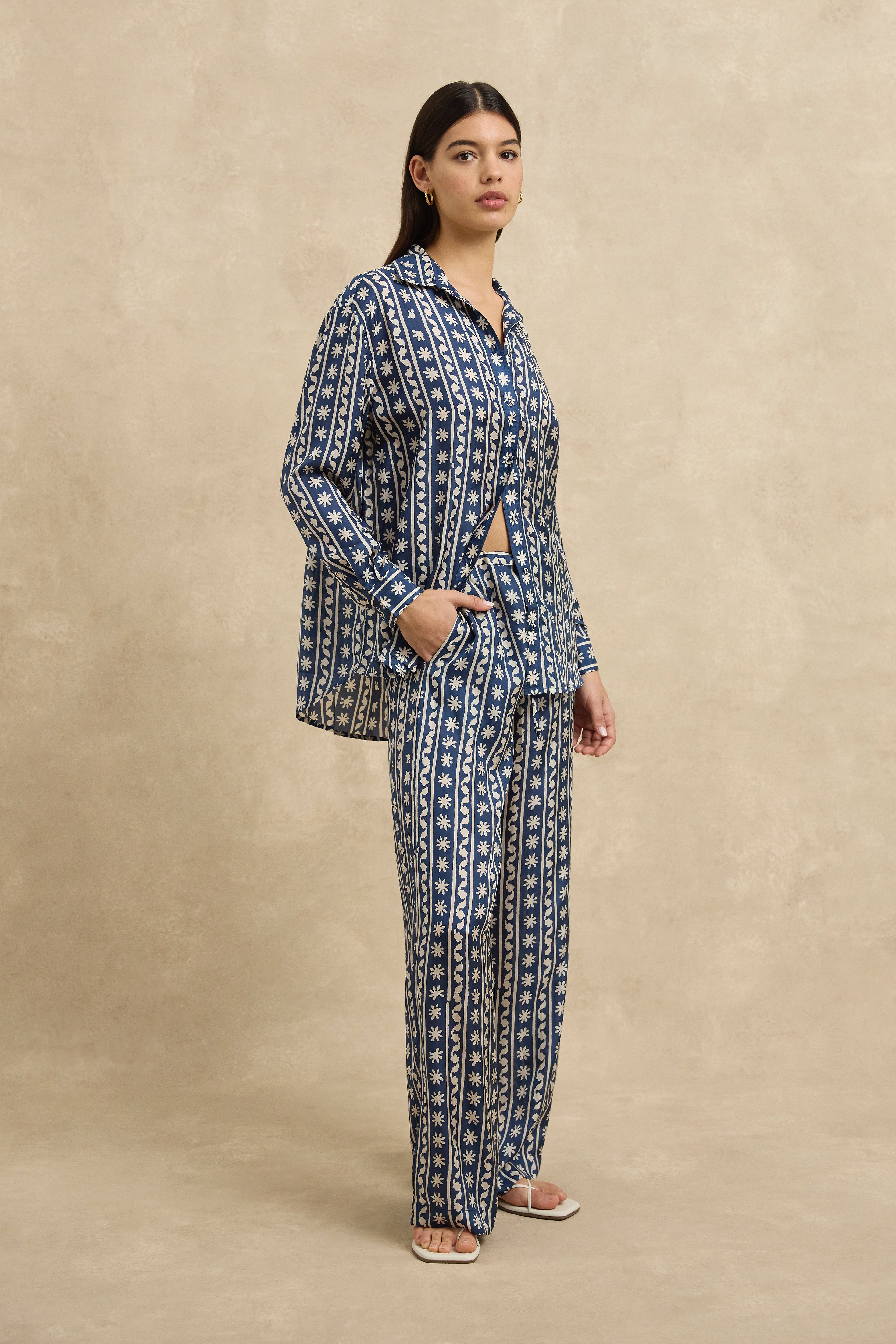 Stevie Shirt - Wave Wonder