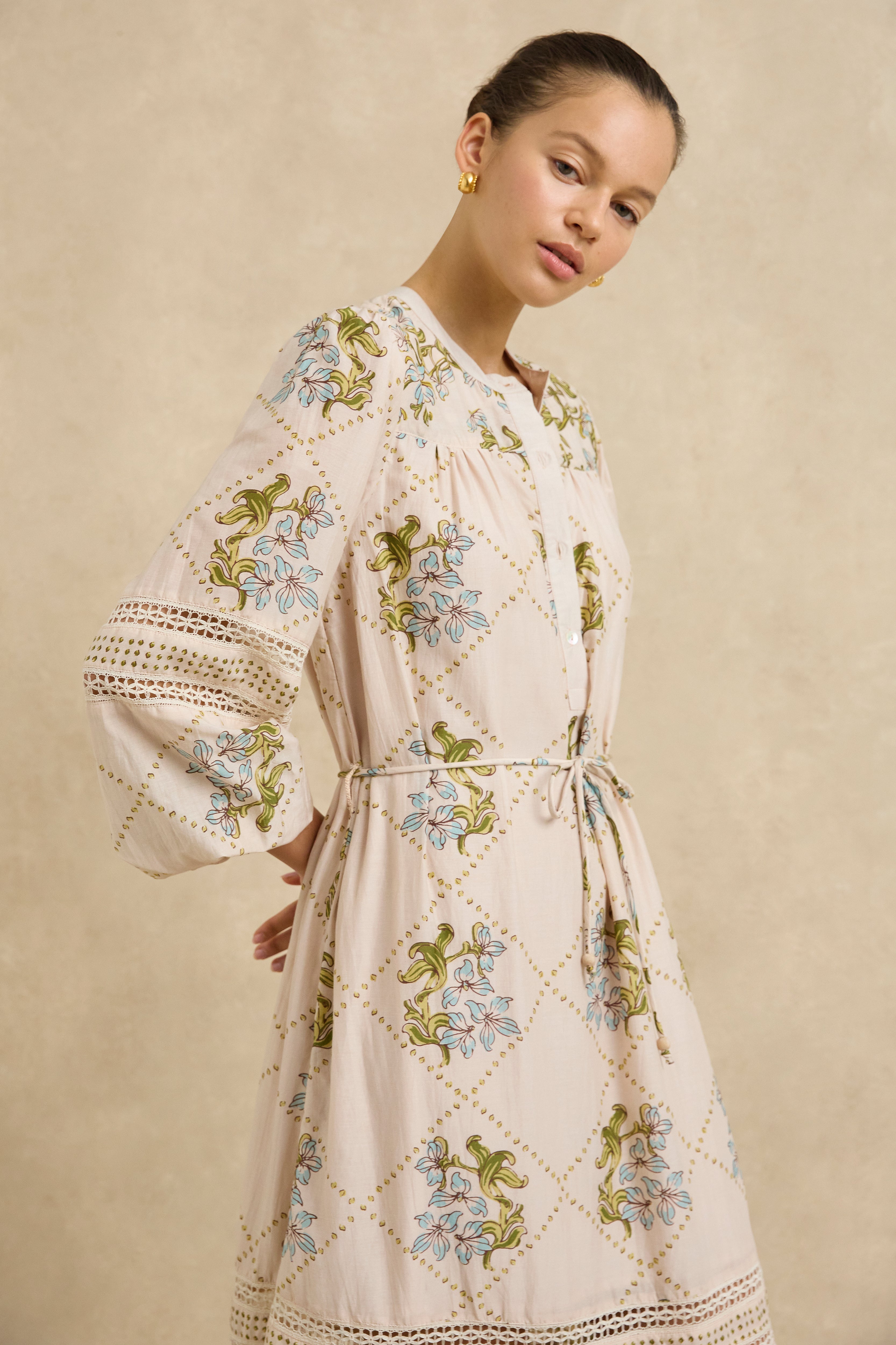 Vivianna Dress - Jasmine Nude